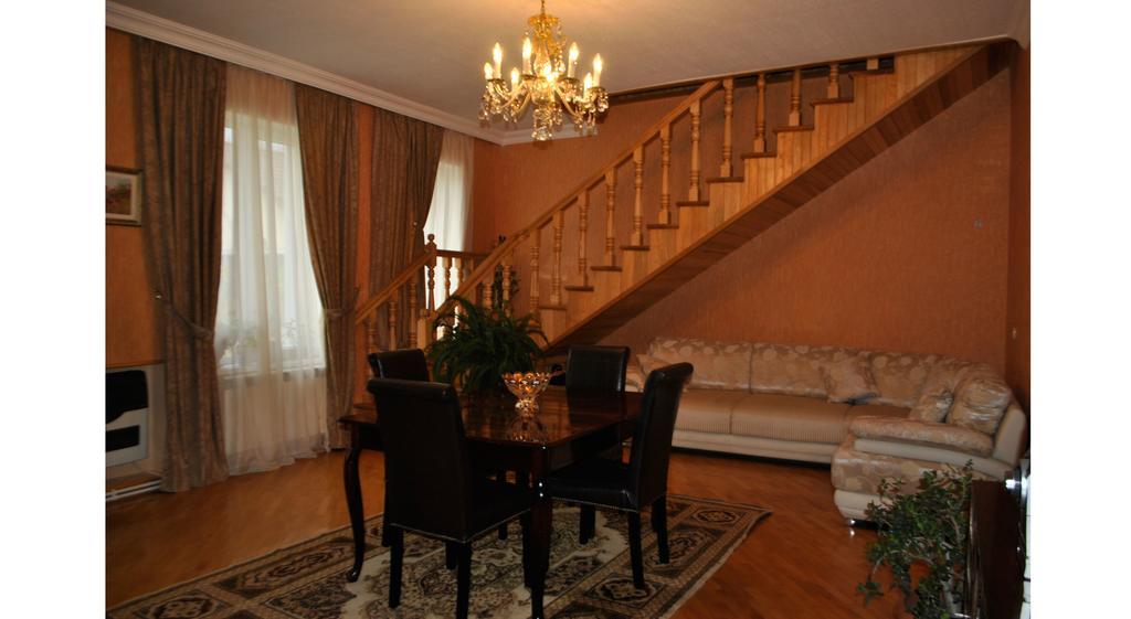 Guest House Eka & Gio ซิคนาคี ภายนอก รูปภาพ